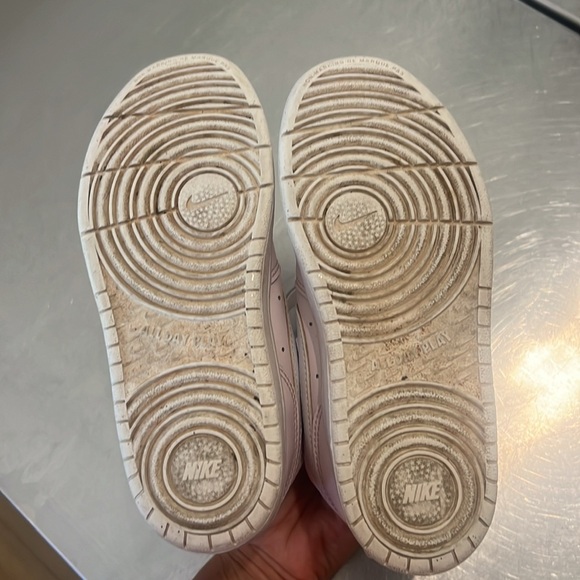 Nike girls sneakers 1.5 - Picture 5 of 5